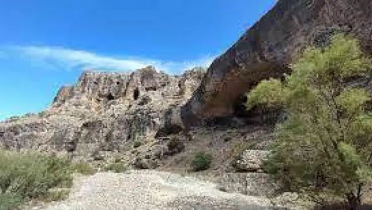 Doğa Harikası Karaleylek Kanyonu Misafirlerini Bekliyor