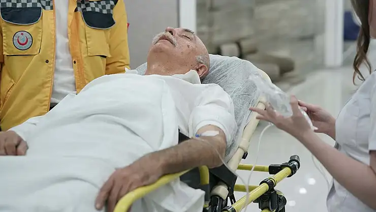 Kızılcık Şerbeti Abdullah Neden Değişti? Sebebi