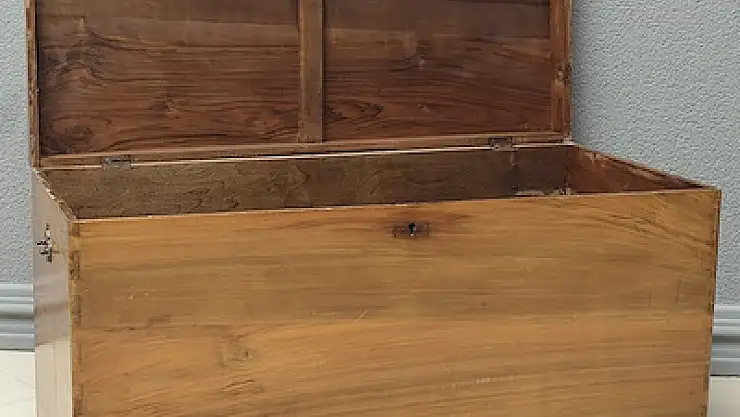 Rüyada kahverengi sandık görmenin anlamı nedir?