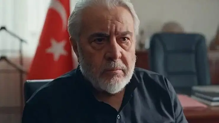Sandık Kokusu'nun Hasan'ı Uğur Yücel'in eşi kimdir ?