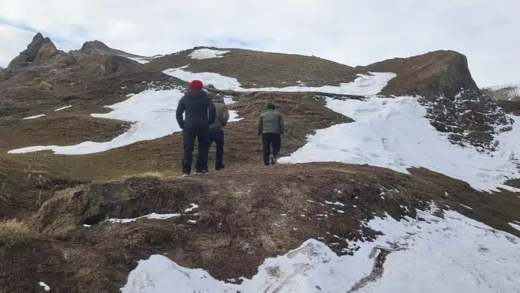 Malezya'dan Ağrı'ya 'Nuhun Gemisi' için geldiler