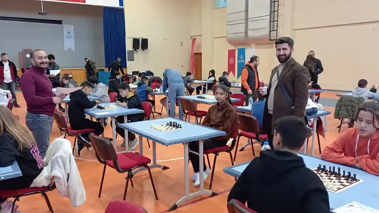 Ağrı 100. Yıl Ortaokulu'ndan gurur verici başarı