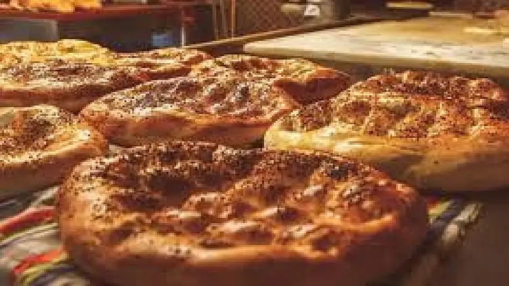 Ağrı'da Ramazan Ayının Vazgeçilmezi: Yumurtalı Pide