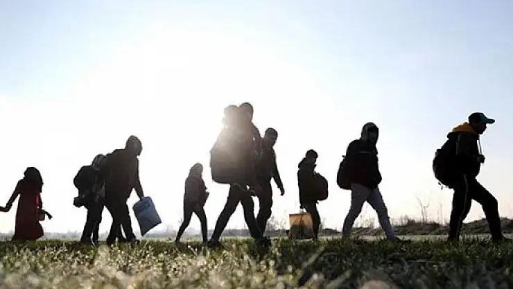 Ağrı'ya 3 bin göçmenin yasadışı girişi engellendi