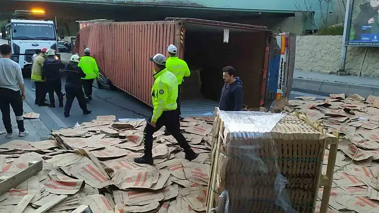 İftar yolunda feci kaza: 4 ölü