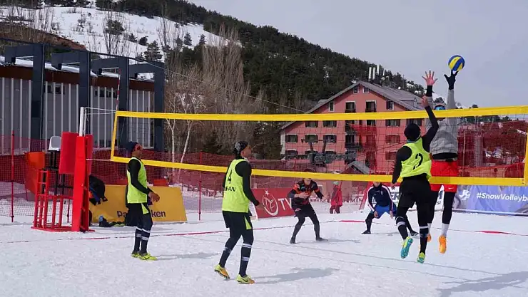 Pilaj Voleyboluna rakip Kar Voleybolu