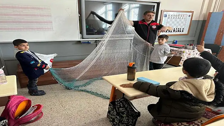 Ağrı'daki okullarda su ürünleri eğitimleri devam ediyor