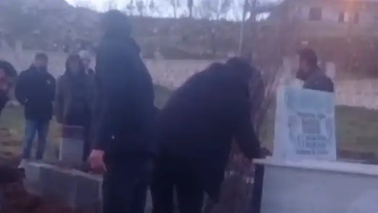 Kan davalılarının cenazesini köye sokmadılar