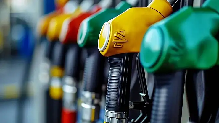 Araç sahipleri dikkat! Hem benzine hem motorine zam geliyor