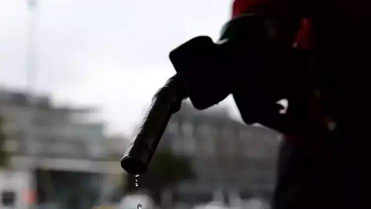 Benzin ve Motorine Şok Zam Haberi: Sürücüleri Üzecek Gelişme!