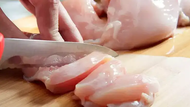 Sağlık ve Lezzet İçin Müjde: Tavuk Eti Üretimi Hızla Artıyor, İşte Sebepleri ve Sonuçları!