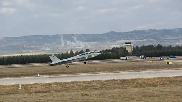 Tayland Halkı Büyüleyici Türk Yıldızı KAAN Hakkında Konuşuyor: İşte Satın Alma Planları!
