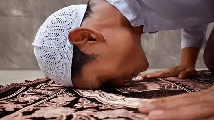 Tilavet Secdesi Neden Yapılır?