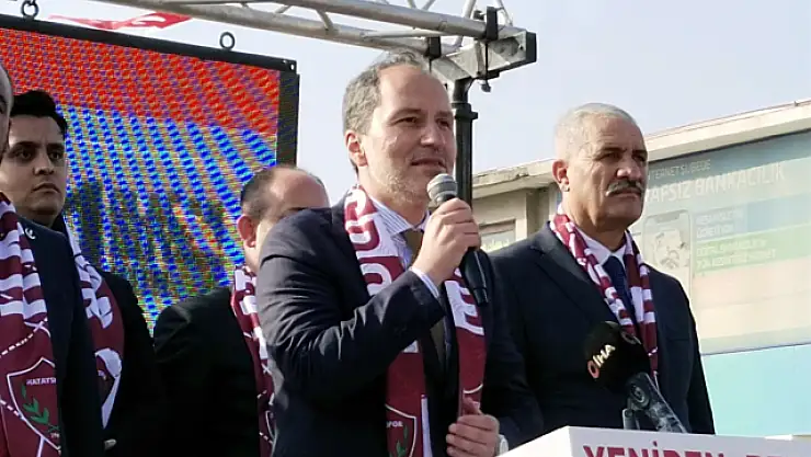 Fatih Erbakan, İstanbul'da adaylarını çekmek için Cumhurbaşkanı Erdoğan'a 3 şart sundu