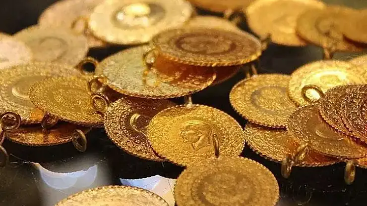 'Altın Tarihi Bir Rekor Kırarak İnanılmaz Seviyeye Yükseldi! 2 Bin 225 Doları Aştı, Detaylar İçin Tıklayın!'