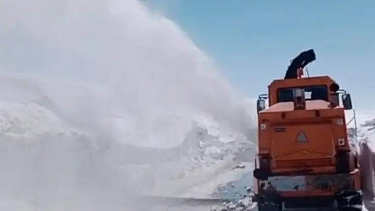 Ağrı'da sandıkların geleceği yollar açılıyor