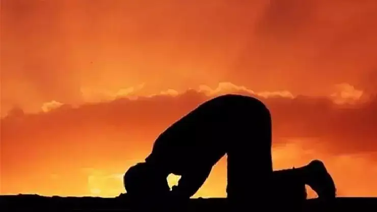 Rüyada namaz bozmak ne anlama gelir?