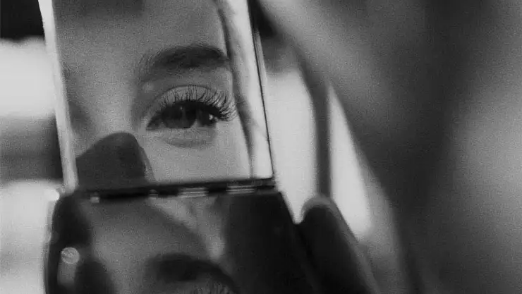 Rüyada aynaya bakmak ne demek?