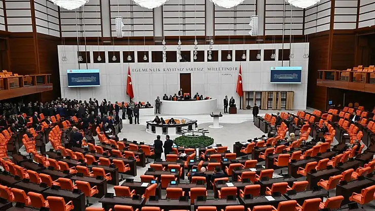 En Başarılı 4 Milletvekili Kimler? Biri Ağrı'dan
