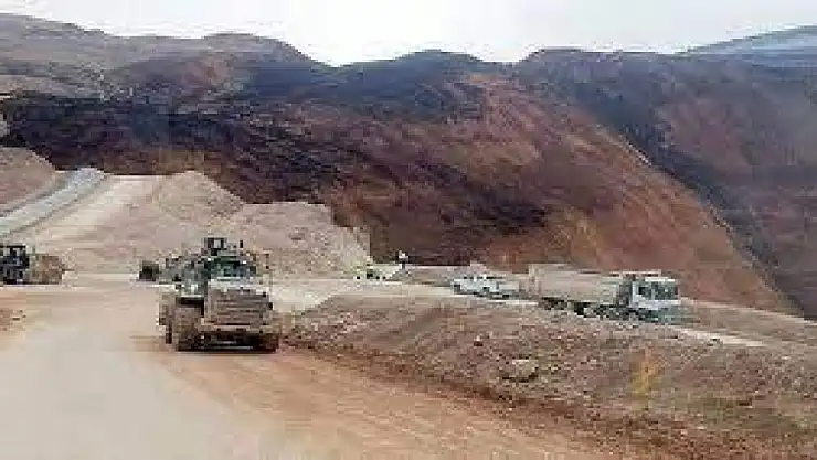 İliç'teki maden faciası: Toprak altında kalan bir işçinin cesedine ulaşıldı