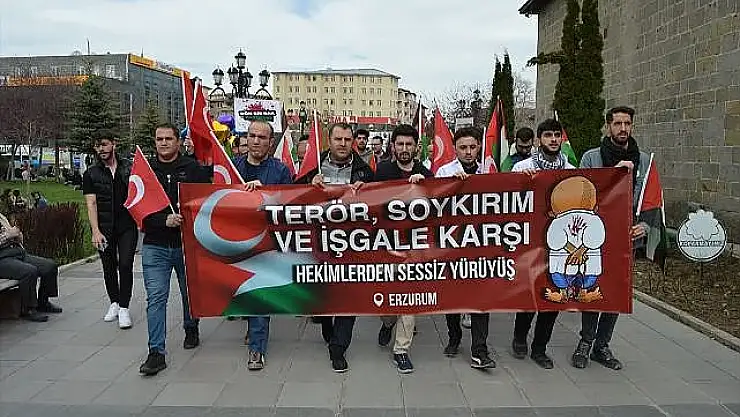 Erzurum'da Hekimler ve Sağlık Çalışanları Gazze İçin Sessiz Yürüyüş Düzenledi