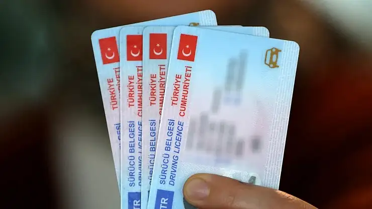 Ehliyetle İlgili Şok Gelişme! Trafikten Men Edilecek