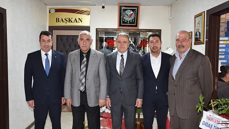 Erzurum Sağlık-Sen Şube Başkan Yardımcıları ve Tortum Devlet Hastanesi Müdürü, Tortum Belediye Başkanını Ziyaret Etti