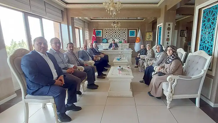 Ahlat Belediye Başkanı Gülmez'e Ziyaret