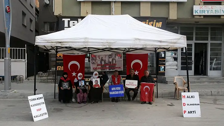 Muşlu ailelerin evlat nöbeti devam ediyor