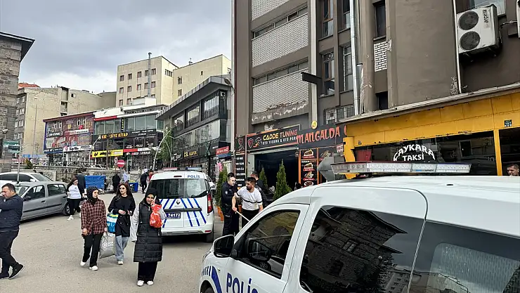 Erzurum'da bıçaklı kavga: 2 yaralı