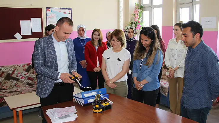 Ağrı Milli Eğitim Müdürü Tekin, öğretmenlerin sosyal medyadan davetini kırmadı