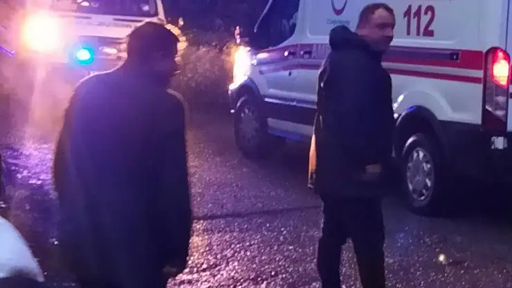 Gelin arabası şarampole uçtu: 5 yaralı