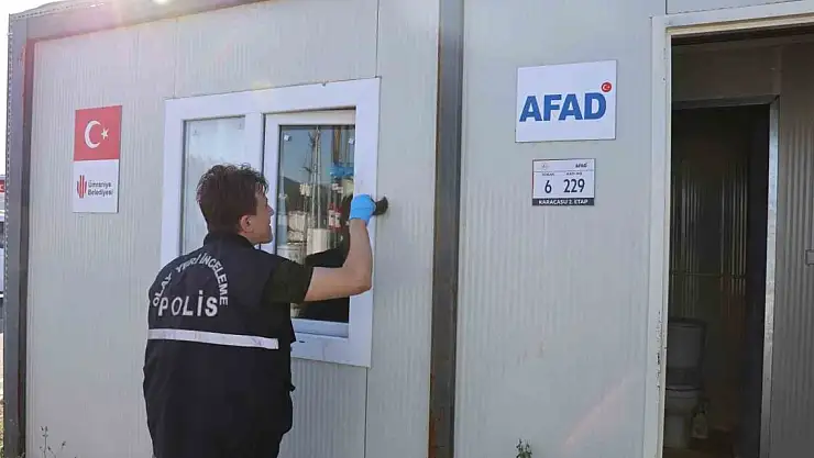 Deprem bölgesinde bakın ne çaldılar