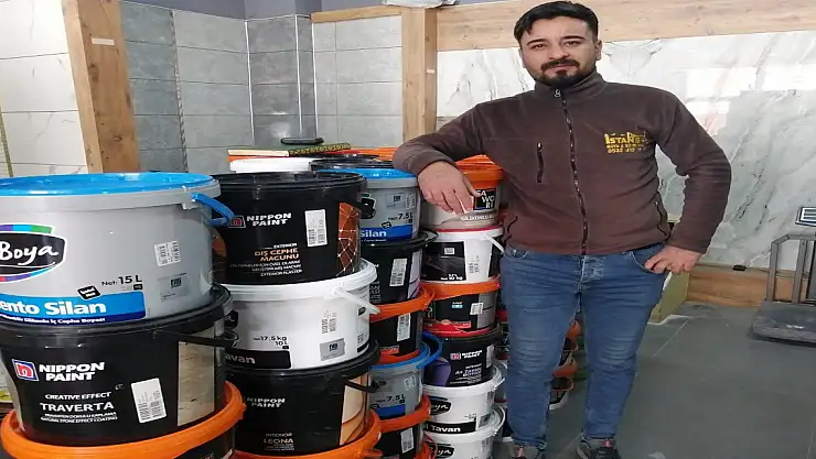 Ağrı'da İnşaat Sezonu ve Kurban Bayramı Yaklaşırken Boya Satışları Arttı