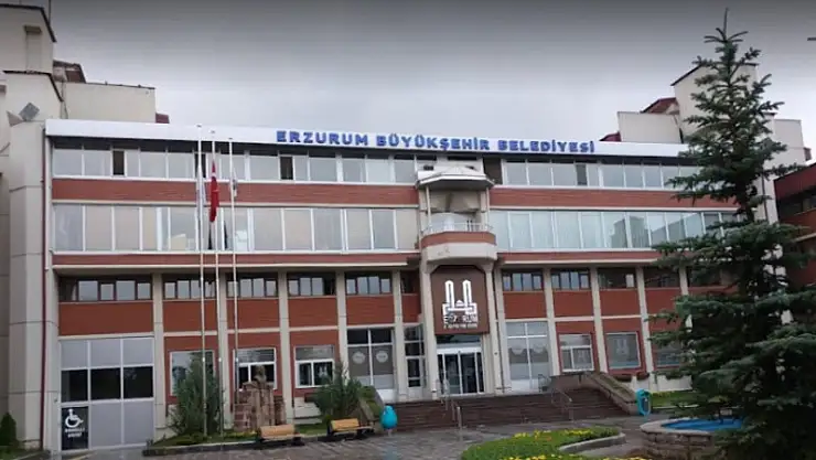Erzurum Büyükşehir Belediyesi fuara yayınevi ve yazarların davet edilmediği iddialarını yalanladı