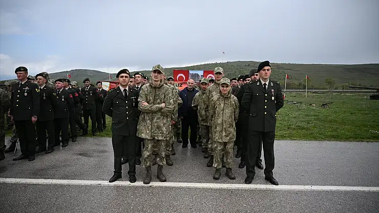 Erzurum'da engelli bireyler askerliğini yaptı