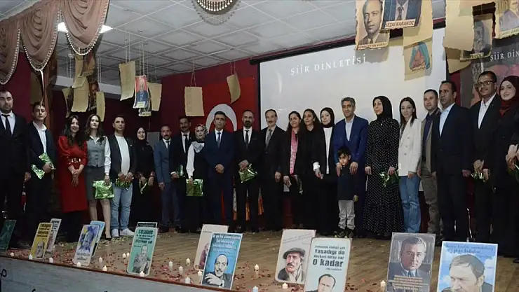 Sarıkamış'ta öğretmenler müzik dinletisi sundu