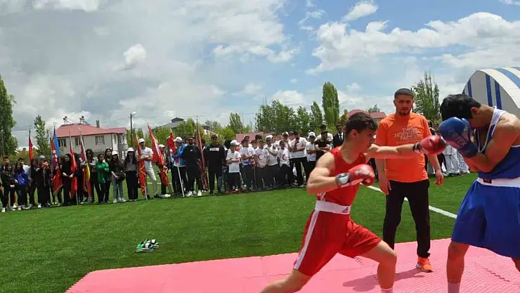 Eleşkirt 'te 19 Mayıs Coşkuyla Kutlandı