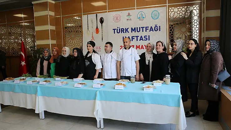 Bitlis'in yöresel tatları tanıtıldı