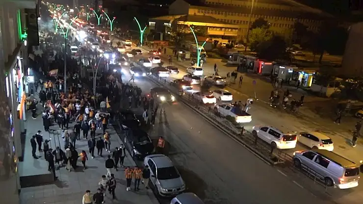 Muş'ta Galatasaray'ın 24. şampiyonluk sevinci