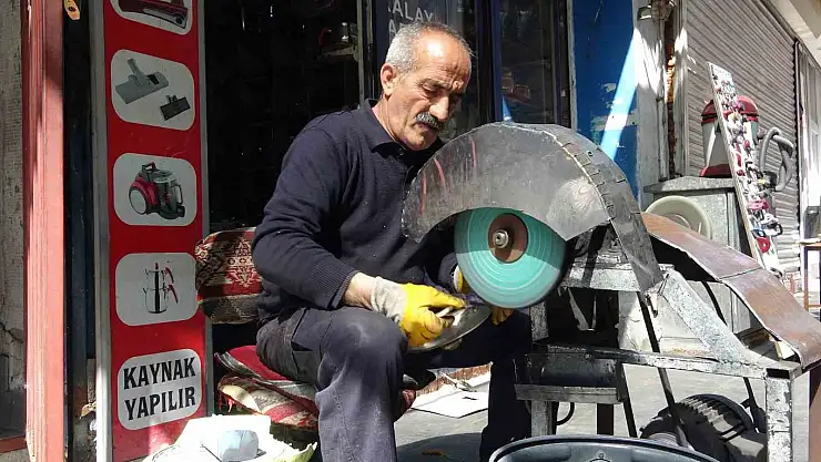 Van'da kalaycılık mesleğinin son temsilcisi