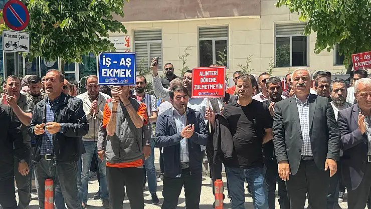 Van'da belediye çalışanları eylemlerini sürdürüyor