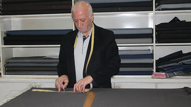 İğne İplikle Geçen Yarım  Asırlık Ömür