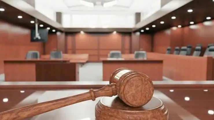 Başörtüsünden dolayı reddi hakim isteyen avukat hakkında inceleme başlatıldı