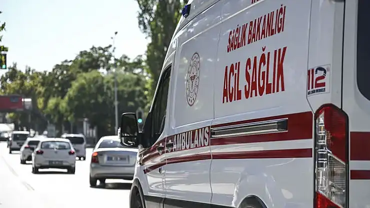 Erzurum'da otomobil devrildi: 5 yaralı