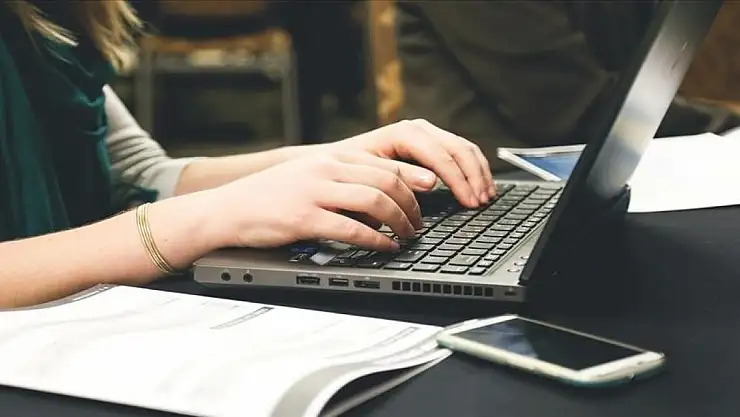 Maaş ve prim sistemine göre yeni iş fırsatlarına bakılıyor