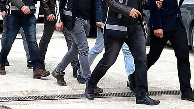 Van'da aranan 33 şüpheli tutuklandı