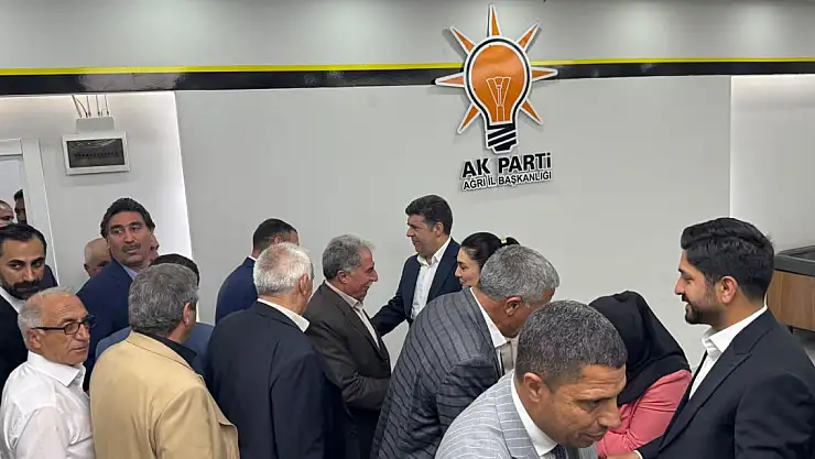 AK Parti Ağrı'da Bayramlaştı