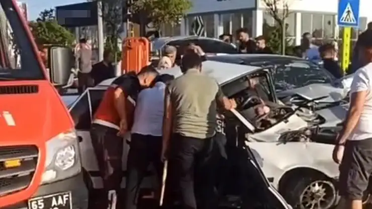 Van'da trafik kazası: 6 yaralı