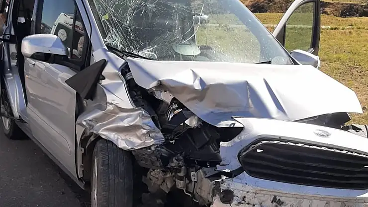 Muradiye'de trafik kazası: 11 yaralı